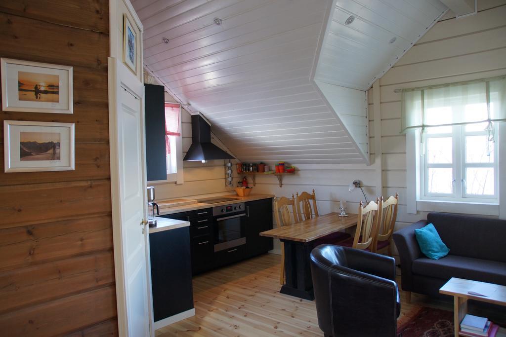 Aaroybukt Guesthouse Aroybukta Eksteriør billede